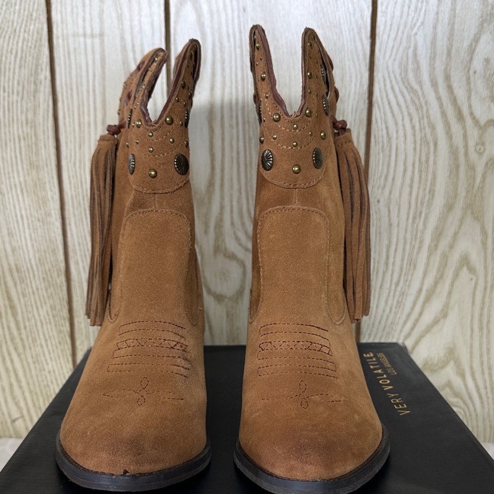 Very Volatile Autry Tan Western Boots with Fringe Size 8.5